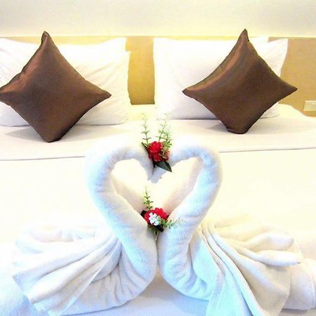 Khuang Singh Residence & Hotel Chiangmai Чиангмай Екстериор снимка
