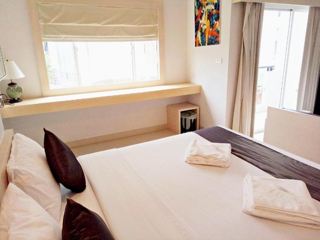 Khuang Singh Residence & Hotel Chiangmai Чиангмай Екстериор снимка