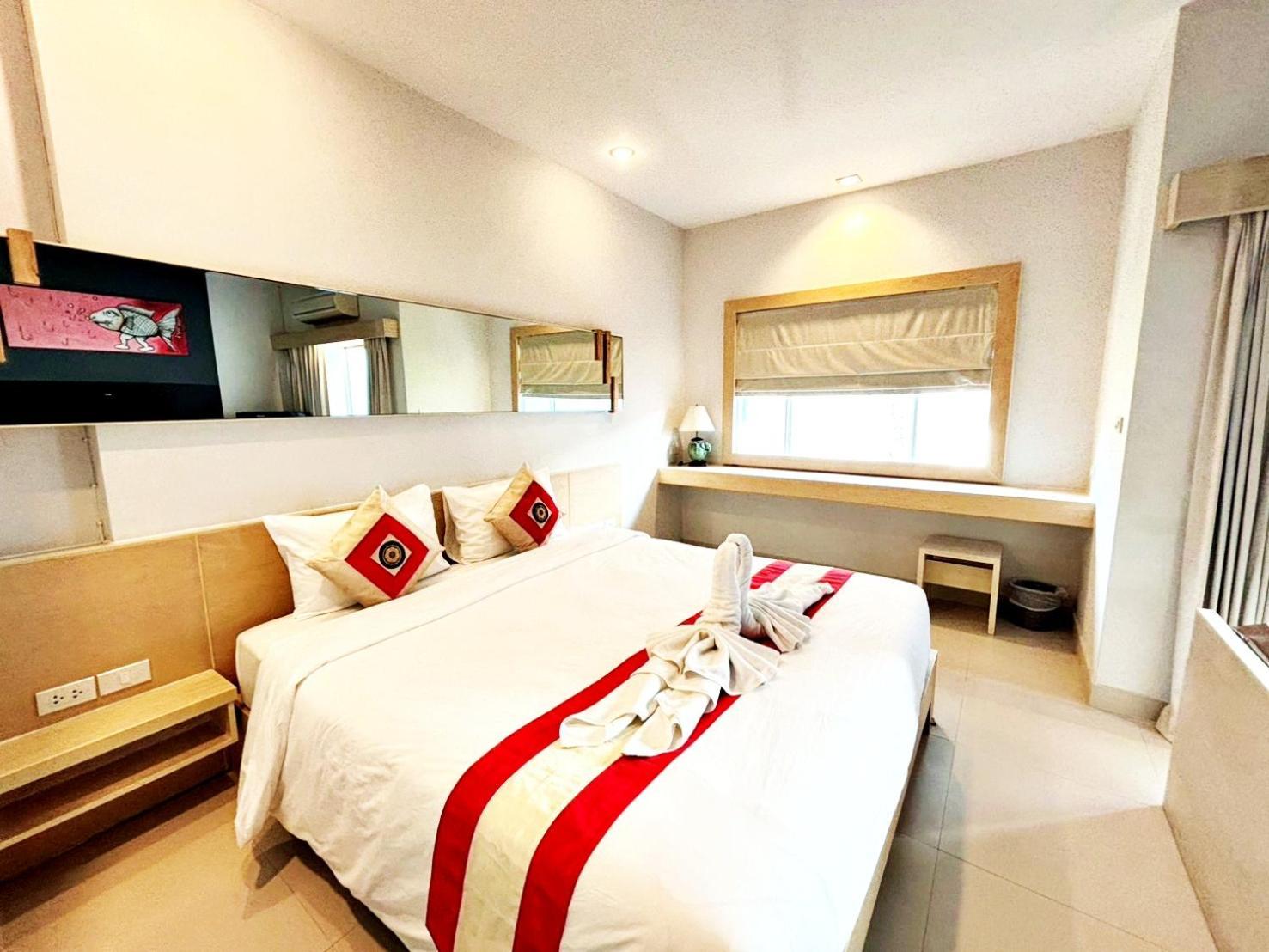 Khuang Singh Residence & Hotel Chiangmai Чиангмай Екстериор снимка