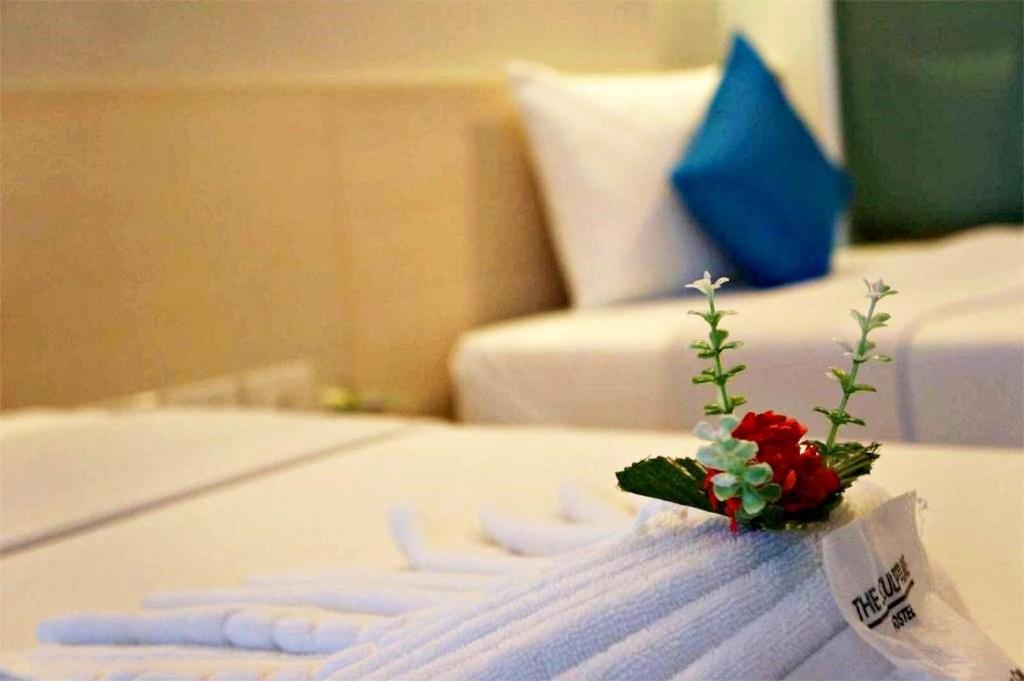 Khuang Singh Residence & Hotel Chiangmai Чиангмай Екстериор снимка