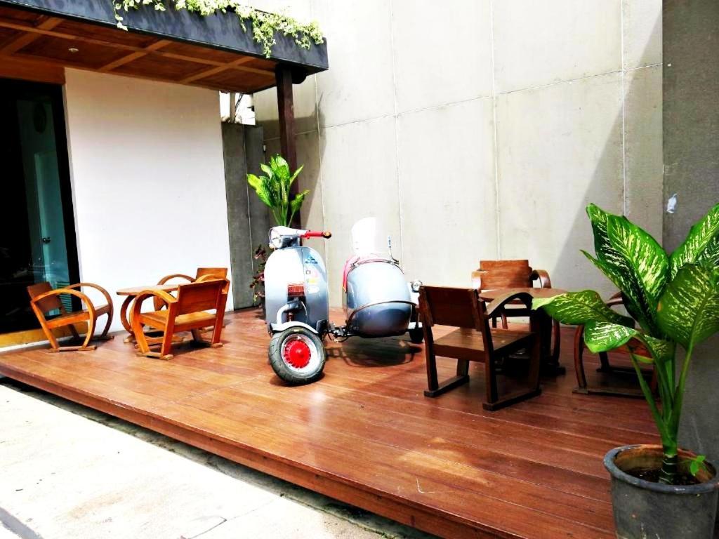 Khuang Singh Residence & Hotel Chiangmai Чиангмай Екстериор снимка