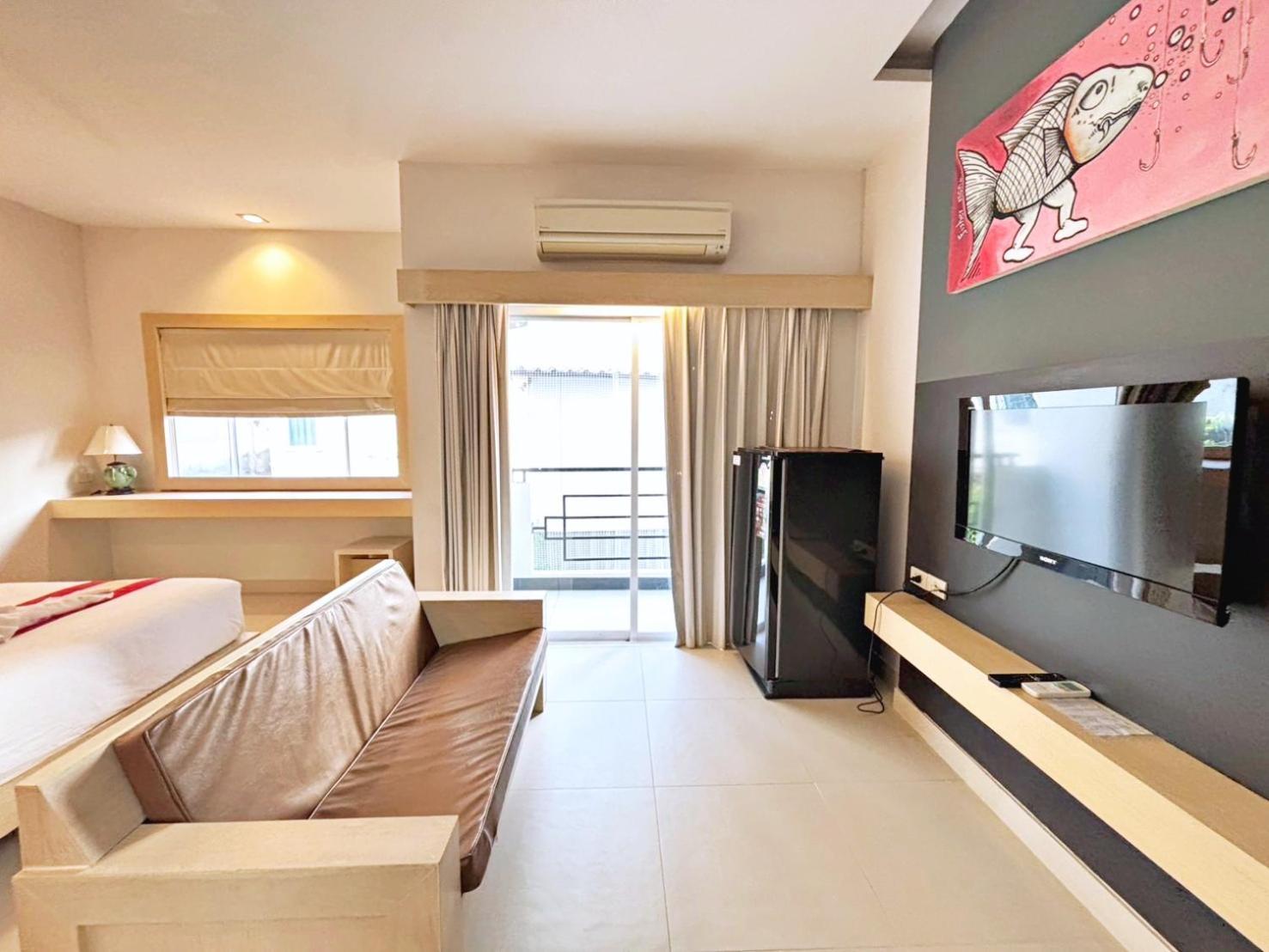 Khuang Singh Residence & Hotel Chiangmai Чиангмай Екстериор снимка